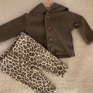 Carter’s new born pants and cardigan